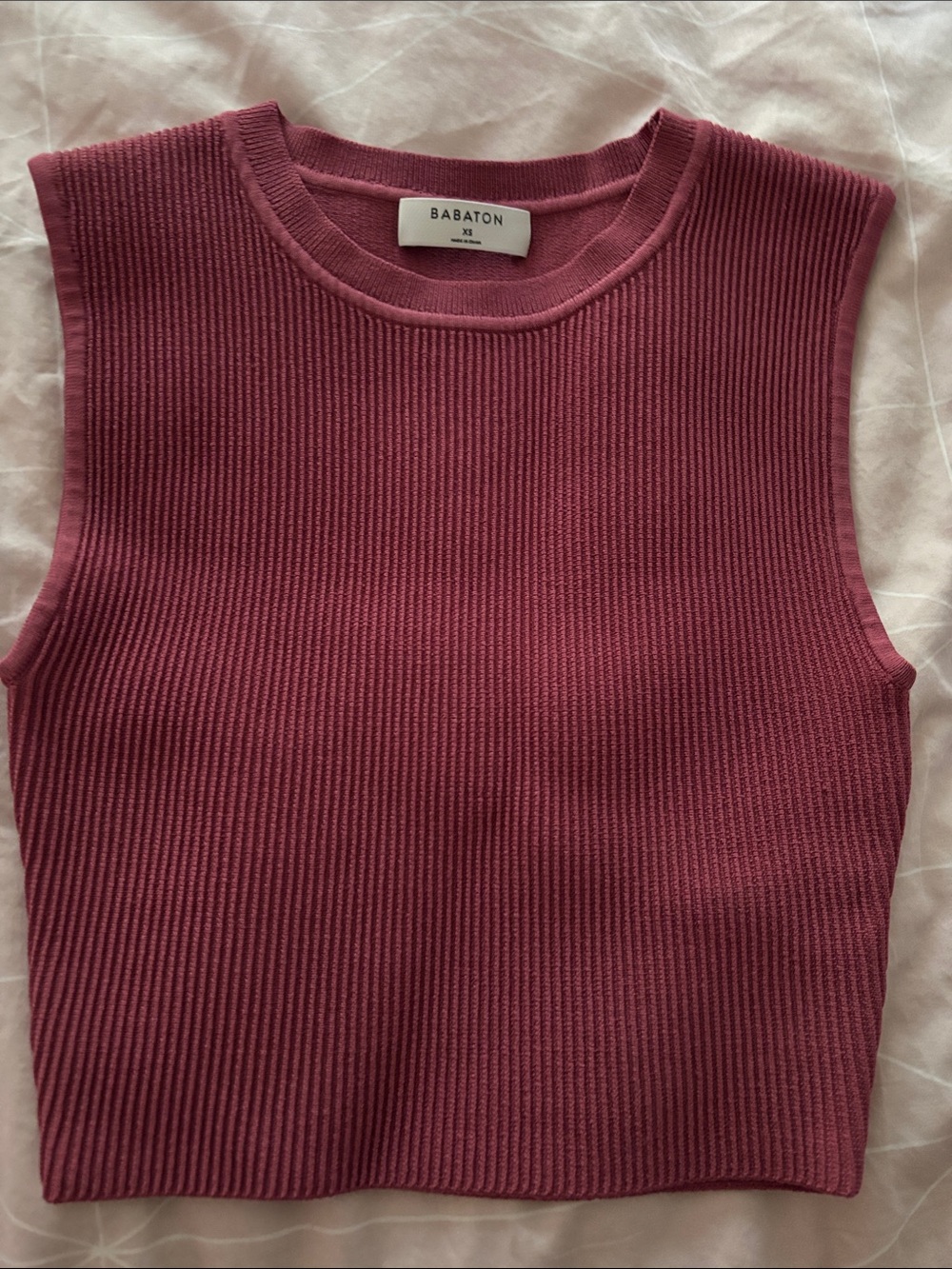Aritzia Babaton Sleeveless Ribbed Crop Top in Rose